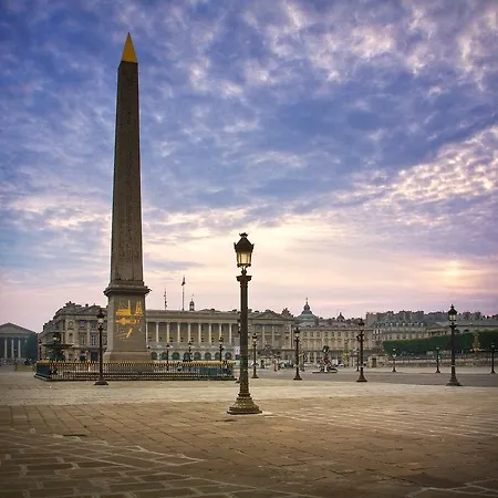 Studio Between Invalides & Elysees Apartment Paris