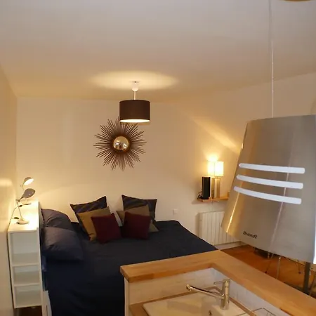 Studio Between Invalides & Elysees *