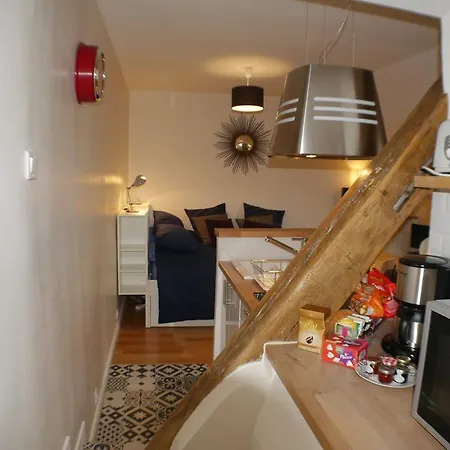 Studio Between Invalides & Elysees Paris