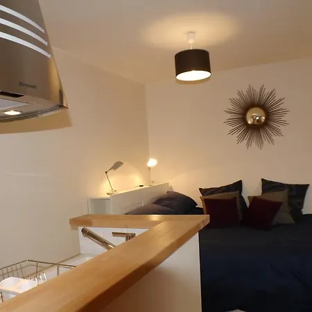 Studio Between Invalides & Elysees شقة *